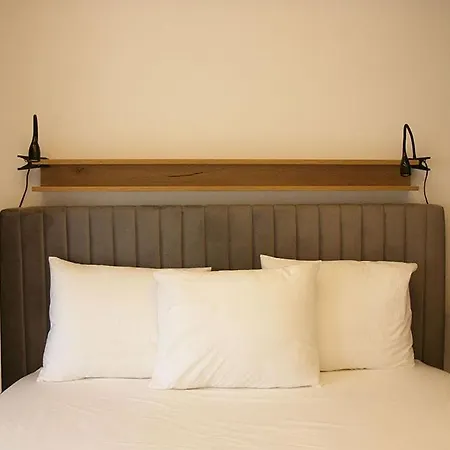 P J Luxury Suites Serres Extérieur photo