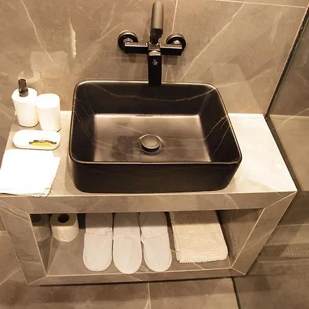 P J Luxury Suites Serres Extérieur photo