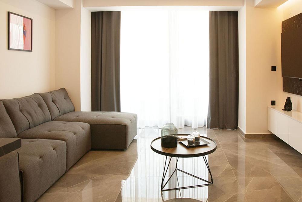 P J Luxury Apartment